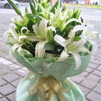 五二零 香水百合花束祝福鲜花速递全国 生日礼物预定配送 北京南京长沙贵阳杭州深圳广州上海同城花店送花上门