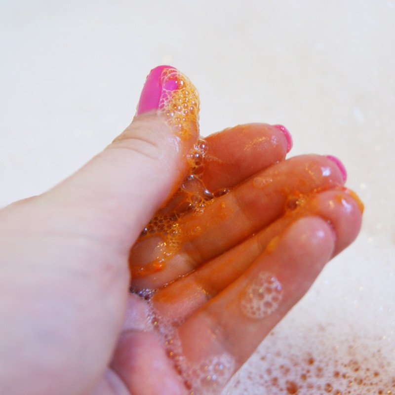 英国露诗(lush)香皂 快乐光芒泡泡浴芭200G 橙红的泡泡浴更让你感受日落的宁静舒适 lush 各种肤质 滋润营养