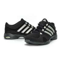 阿迪达斯女子训练鞋G01682(36.5)