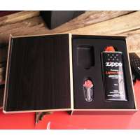 ZIPPO礼盒(火机油+火石)