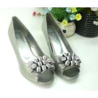 万里百搭款羊皮女凉鞋2011款Q8009(36银灰色)