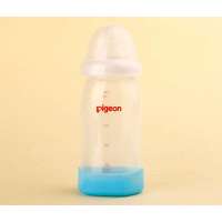 贝亲宽口径塑料奶瓶(PP)240ml/AA50
