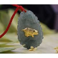 悦人天然翡翠A货项链金镶玉-运程吉祥生肖猪