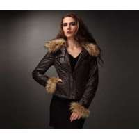 佐丹奴女装魅力菱格毛领仿皮夹克013715750018003(野牛深啡色/大码)