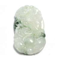 传神天然翡翠吉祥本命龙吊坠