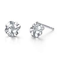 珂兰钻石四叶草之恋18K金钻石耳钉
