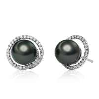 珂兰钻石圆梦18K金大溪地珍珠钻石耳钉(10-11MM)