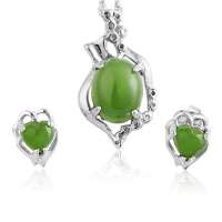 悦人和田碧玉吊坠耳坠套组(附宝玉石鉴定证书)