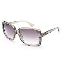 海豚(PORPOISE) PO2222-2 时尚经典太阳眼镜(绿色渐变镜片绿色镜架 )