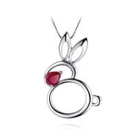 潮宏基正品 萌动系列 贝贝兔 白18K金红宝石吊坠