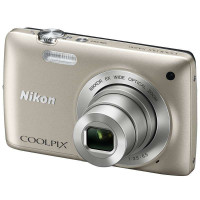 尼康数码相机 S4200(银)+8G+包