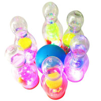 运动公园 711H炫彩灯光保龄球运动无极限