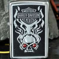 Zippo打火机 哈雷骷髅火拉丝镀铬镶水晶徽章打火机28267