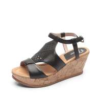 Bata 拔佳2012年夏季新款黑胎牛女凉鞋AVW04D 37