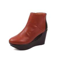 Staccato 思加图2012年秋季棕色胎牛皮/黑色打蜡胎牛皮女皮靴9BP15D 36