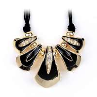 艾瑞卡  波西米亚风 民族风 滴釉水钻 油绳 项链