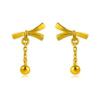 周生生 足金吊金珠婚嫁套装耳坠 68721e (2.96克)