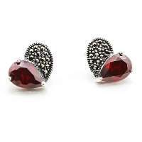 PINKKING复古银 银镶石榴石心形耳钉