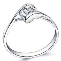 爱卡戒指 30分SI/I-J18K白金钻石戒指心相拥