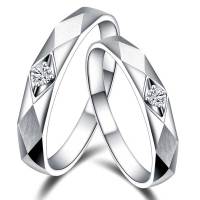 钻宝源 18K白金钻石情侣对戒/结婚钻戒/女戒--情有独钟