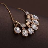 私言私语 pwords 时光记忆 玫瑰金镶水钻时尚短项链 gsnt0135