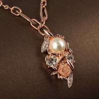 私言私语 pwords 花样年华 玫瑰花朵镶水钻珍珠长项链 gsnt0142