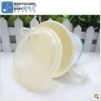 婴侍卫鸭嘴盖双耳防滑杯F009