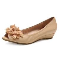 卡迪娜春季新款女鞋 简约休闲羊皮女士单鞋KS31512   裸粉色 37