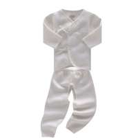 子雅贝贝白色菱形空气层偏衫52