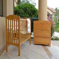 旋转木马高级婴儿床原木色