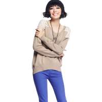 七格格 女装OTHERMIX肩部蕾丝拼接宽松针织打底衫12MN024005F(卡其色/M)