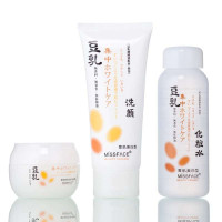 MISSFACE豆乳雪肌美白护肤套装（洗面奶+化妆水+滋润面霜）
