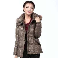雪中飞 女装女油光泡泡领毛帽短款 XR9078(#953甘草色 180/104B(XXL))