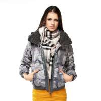 雪中飞 女装女毛线圈印花相拼短款 X1201040(#12802(毛线灰) 160/84A(S))