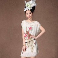 格莱美时尚奢华凤凰刺绣宽松连衣裙130399