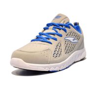 八匹马跑步鞋320256