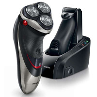 飞利浦电动剃须刀PT927/21