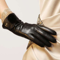 ELMA 艾玛 兔毛球装饰 女士真皮手套 EL029NC 黑色 L