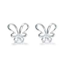 周生生 Pt950铂金蝴蝶耳环 79452e (2克)