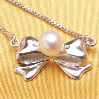 千足珍珠 蝴蝶结天然淡水珍珠吊坠项链 IP1J02