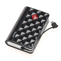 飞毛腿(SCUD)移动电源LV326黑色7800mAh