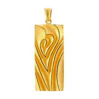 六福珠宝情感系列千足金心漾黄金结婚吊坠男HCQ20005