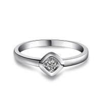 潮宏基-尽是爱系列-爱情方阵-18K金钻石女戒CHJ