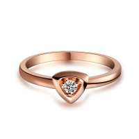 潮宏基-尽是爱系列-爱情角度-18K金钻石女戒CHJ