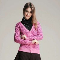 艾夫斯 女豹纹开衫针织衫21042116015