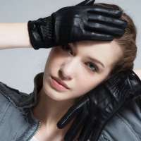 爱丽榭 Alyzee 兔羊毛 女士 秋冬款新款分指开车骑行保暖手套 A3002 黑色