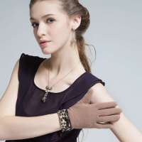 爱丽榭 Alyzee 手套兔羊毛冬款短款加厚女士分指开车骑行保暖手套 A3029 深咖色