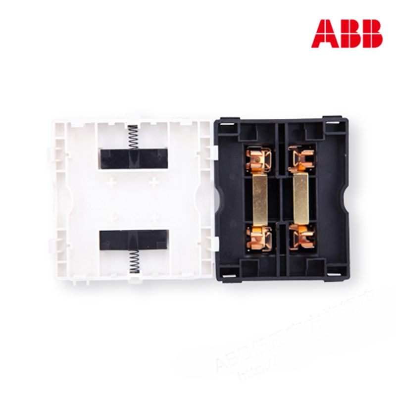 ABB开关插座 德逸雅白 四孔插座AE212