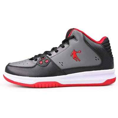 乔丹篮球鞋透气