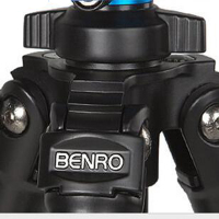 BENRO 百诺 C383TH8 碳纤维摄像/摄影两用及拍鸟系列H云台套装三角架 旋钮式三脚架套装 折合高度704mm